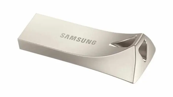 "Samsung представляет USB-накопитель 2024 BAR Plus: быстрый, стильный и надежный"