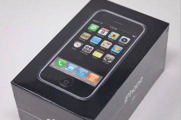 "Оригинальный iPhone 4G: последний шанс приобрести "Святой Грааль" для коллекционеров"
