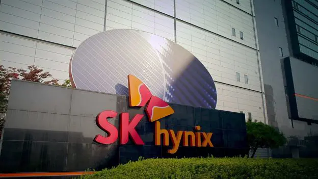 "SK Hynix: инвестиции в производство полупроводников и рост на рынке ИИ и HPC"