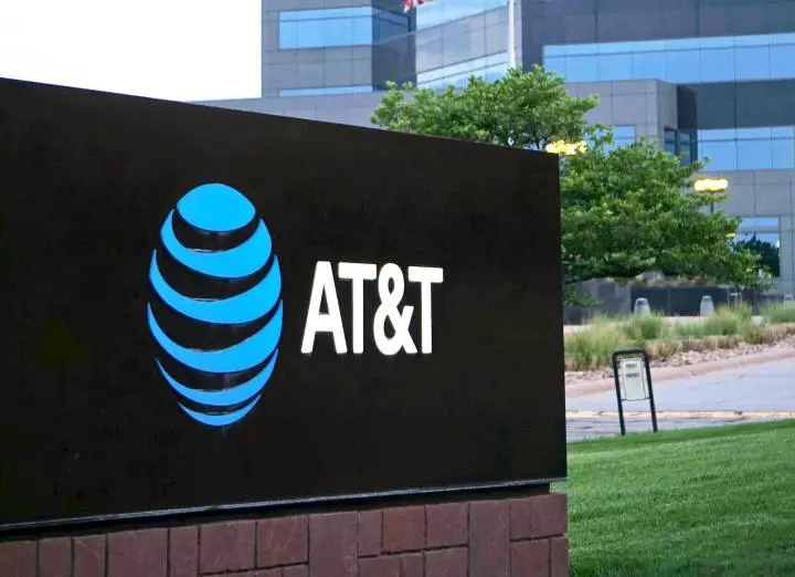 "AT&T изменяет пароли миллионов клиентов после утечки данных в даркнет"