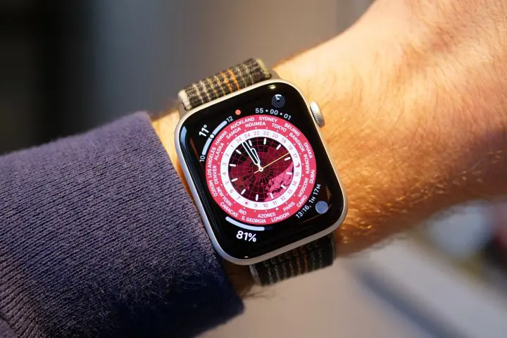 "Apple исследует проблему призрачного сенсорного экрана на старых моделях Apple Watch"