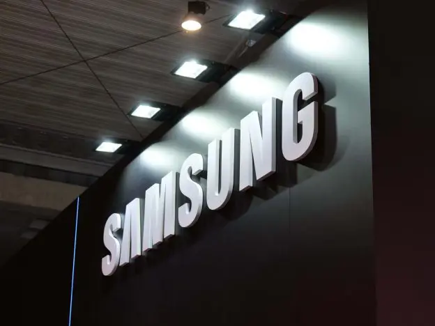 "Результаты Samsung Electronics за третий квартал: неожиданно низкая операционная прибыль"